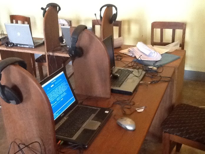 cyber cafe